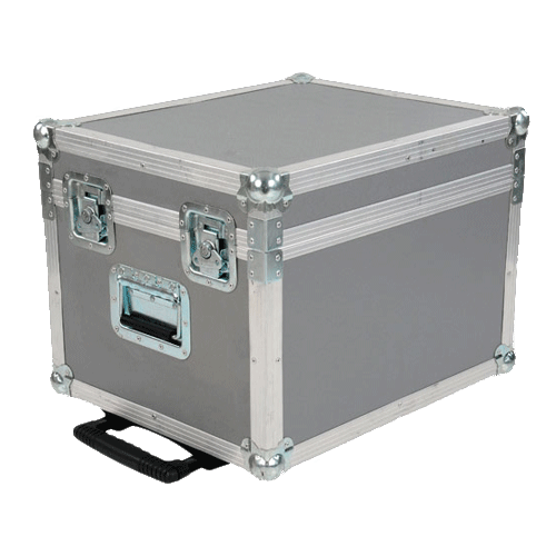 Ein graues Flightcase mit silbernen Kugelecken und einem schwarzen Griff.